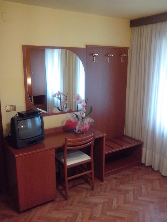 Hotel Monte Fior Foza Quarto foto